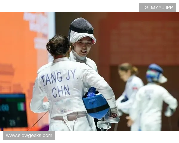 重剑女队谈对挑战的英勇应对